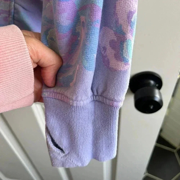 Love this All in Motion lavender floral sweatshirt! Size Large 10/12 gir… - Picture 4 of 4